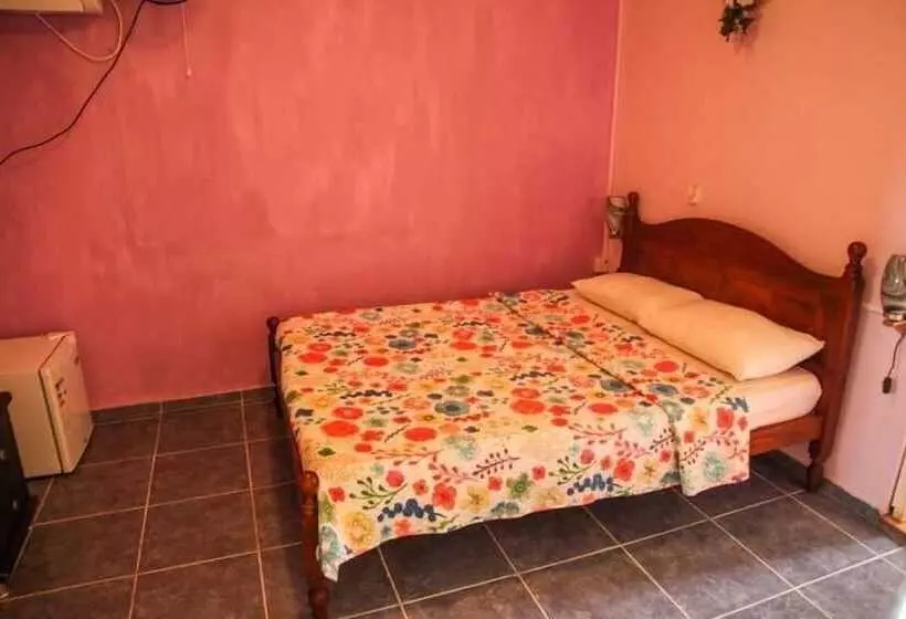 هتل Gravier Lodge