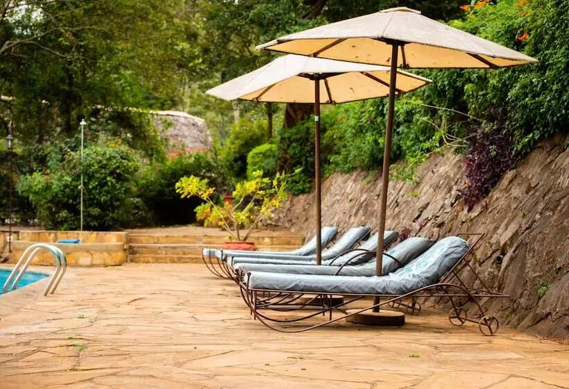 هتل Karama Lodge & Spa