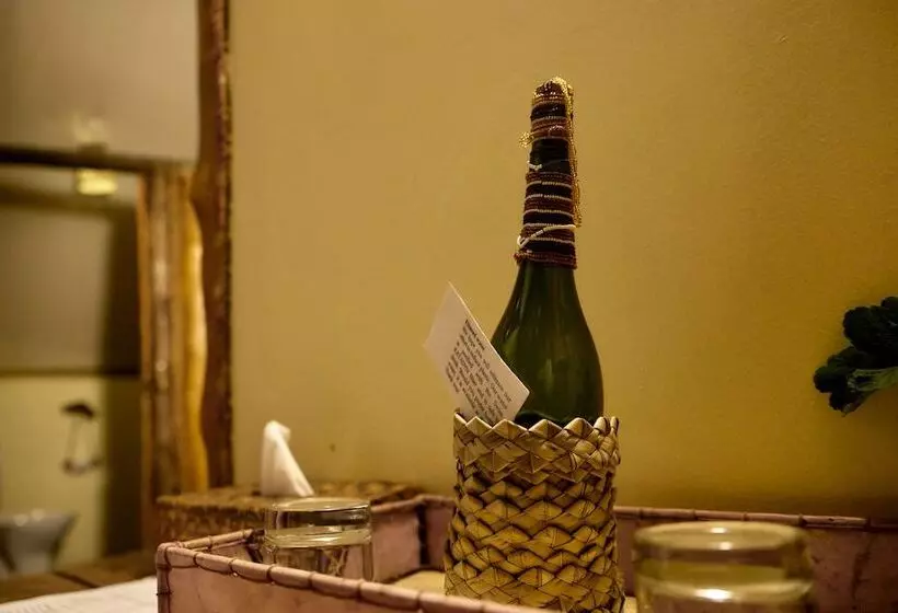 هتل Karama Lodge & Spa