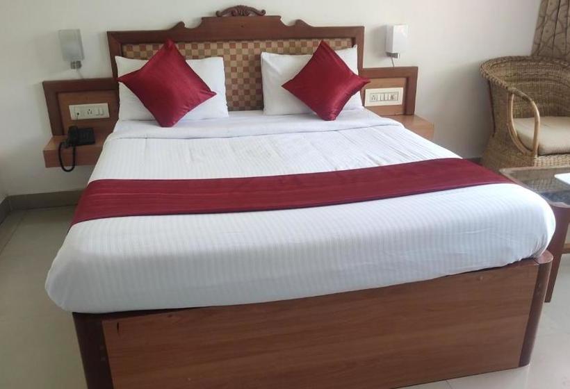 Отель Sri Venkateshwara Residency