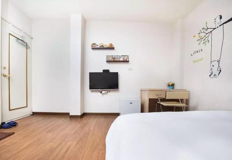 پانسیون Dayhouse