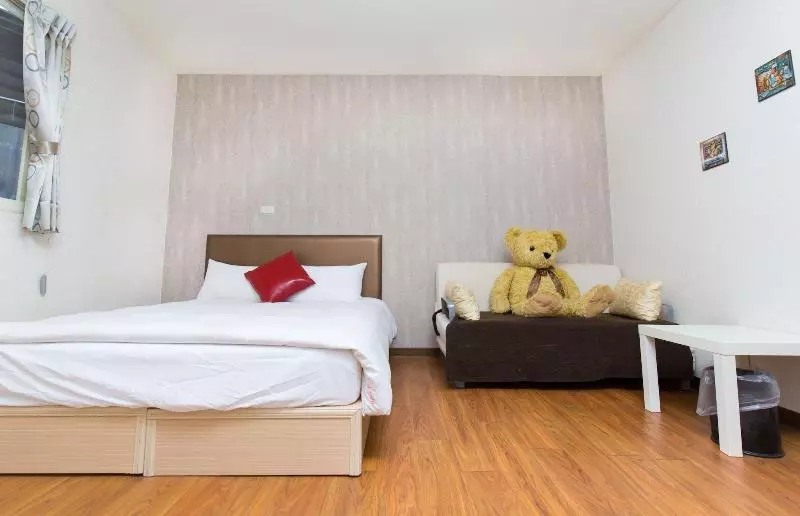 پانسیون Dayhouse