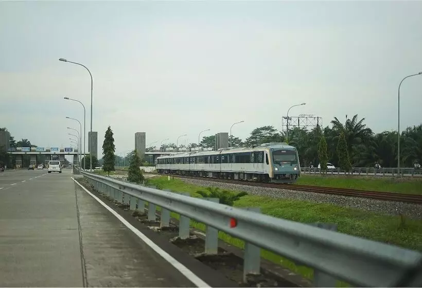 The Lively Hotel Kualanamu Airport Medan