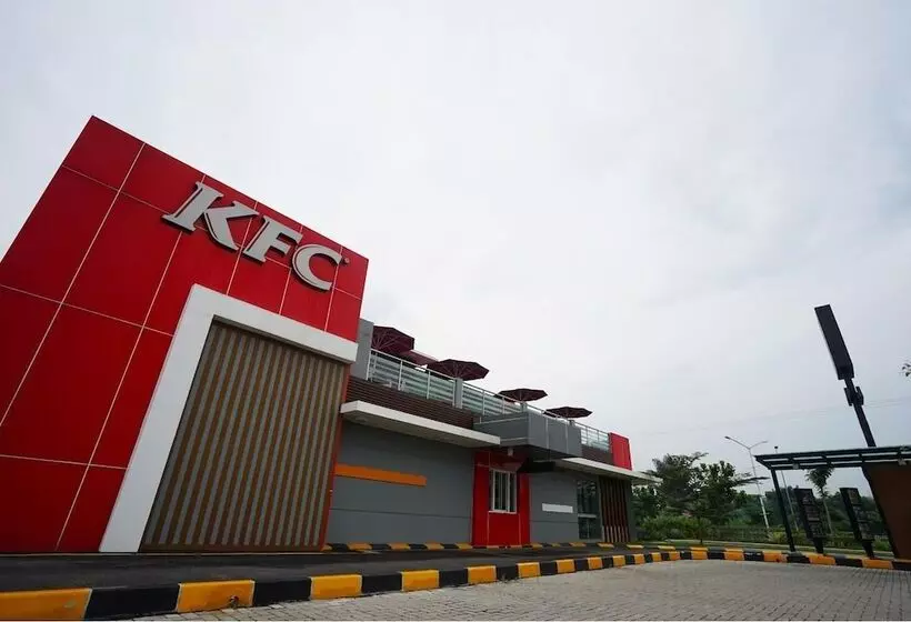 The Lively Hotel Kualanamu Airport Medan