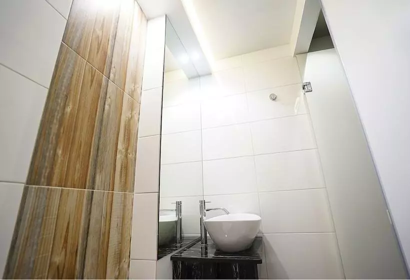 The Lively Hotel Kualanamu Airport Medan