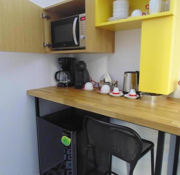 White Bottle Superior Apartments