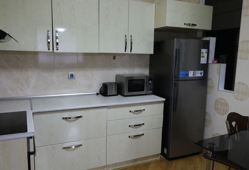 Al Khaleej City Center Apr