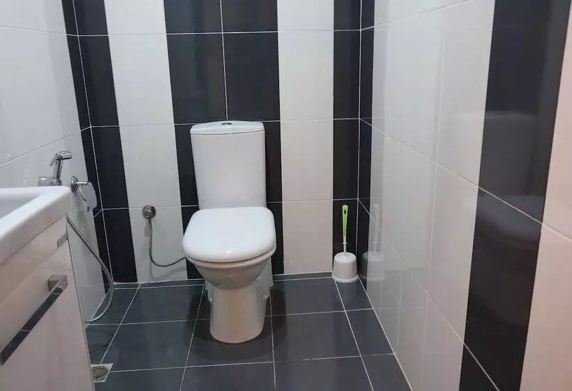 Al Khaleej City Center Apr