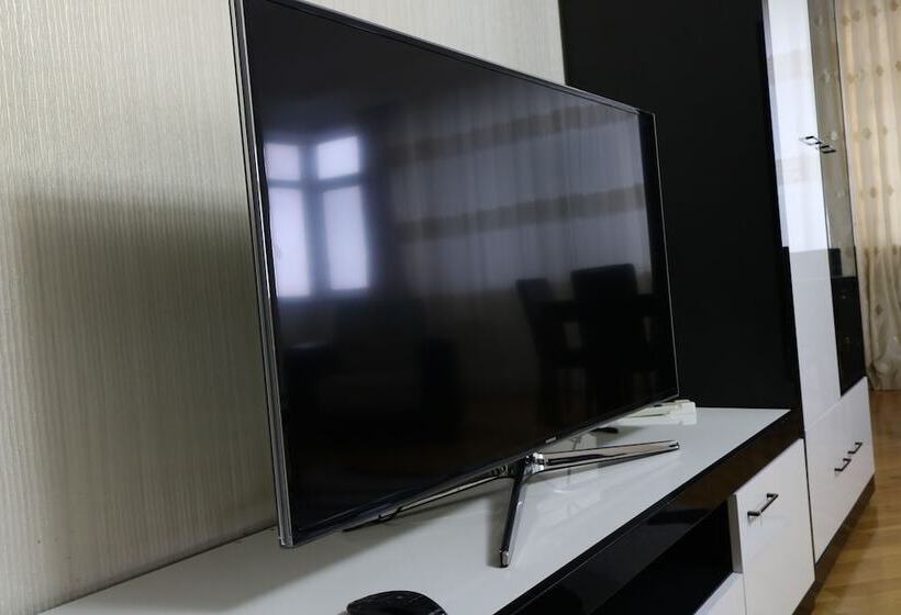 Al Khaleej City Center Apr