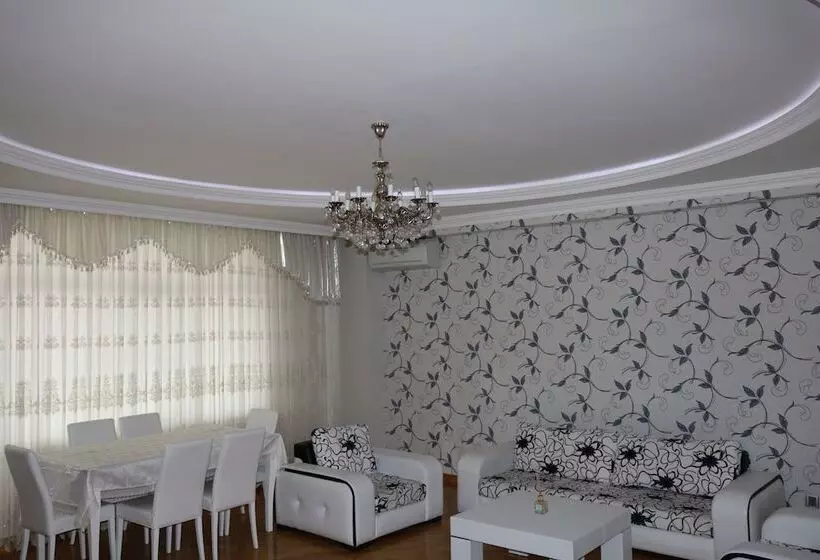 Al Khaleej City Center Apr