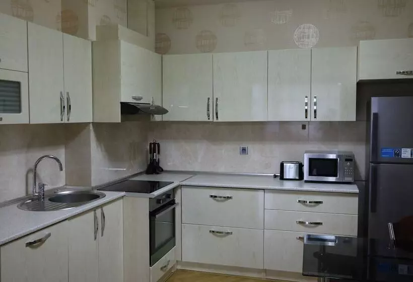 Al Khaleej City Center Apr