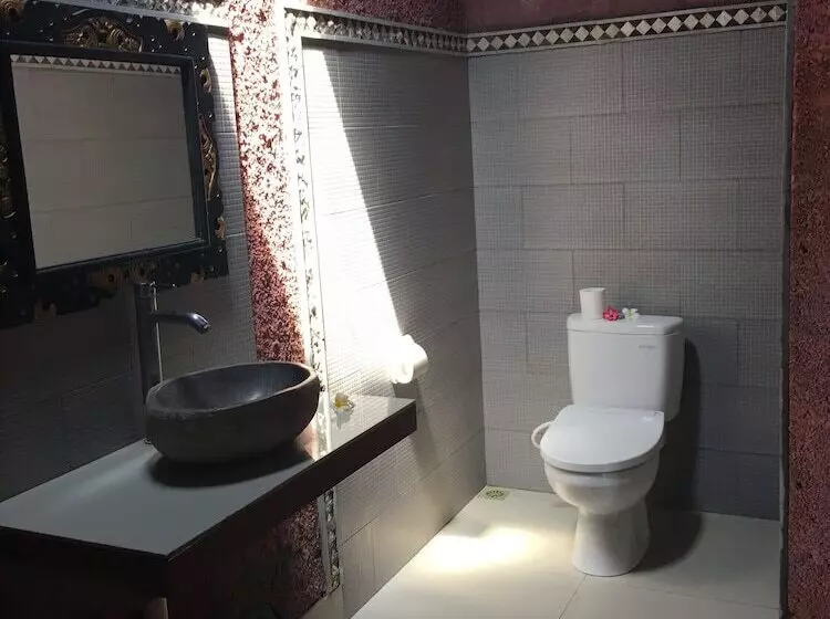 تختخواب و صبحانه The Taran Villas Lembongan