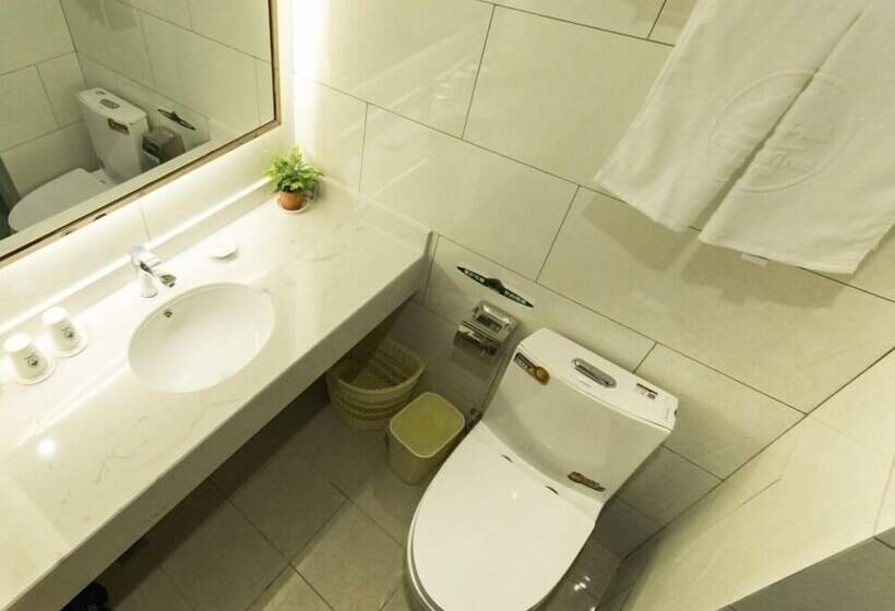 בית מלון כפרי Greentree Inn Maanshan Hanshan District Jiuwu Square