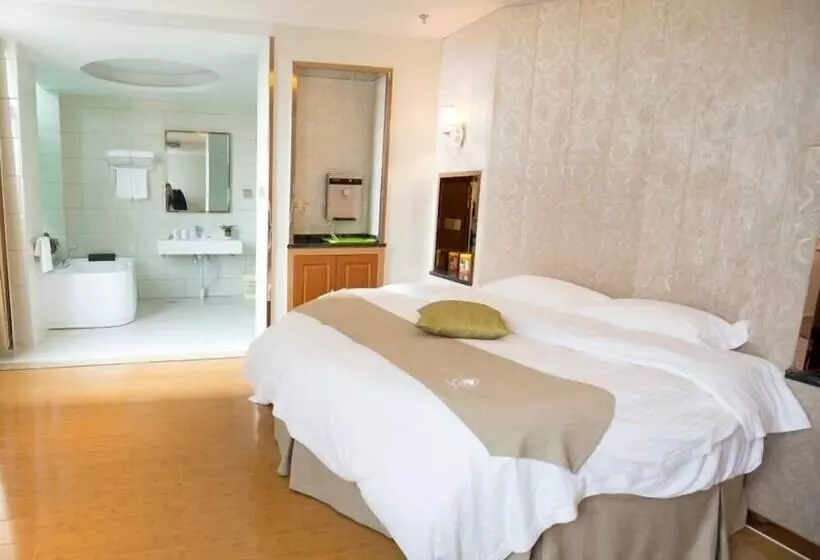 Hotelli Greentree Inn Maanshan Hanshan District Jiuwu Square