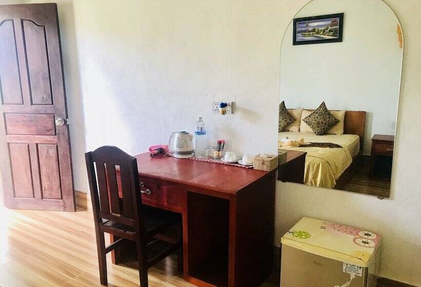 Hotel Lakshmi Bungalow