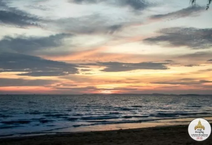 هتل Lakshmi Bungalow