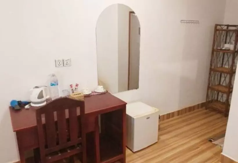 هتل Lakshmi Bungalow