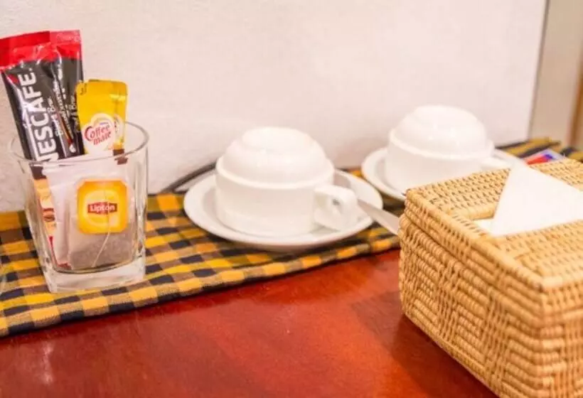 هتل Lakshmi Bungalow