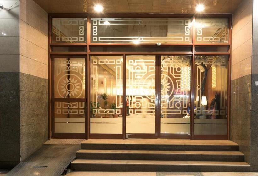 هتل Rawdhat Al Mukhtara