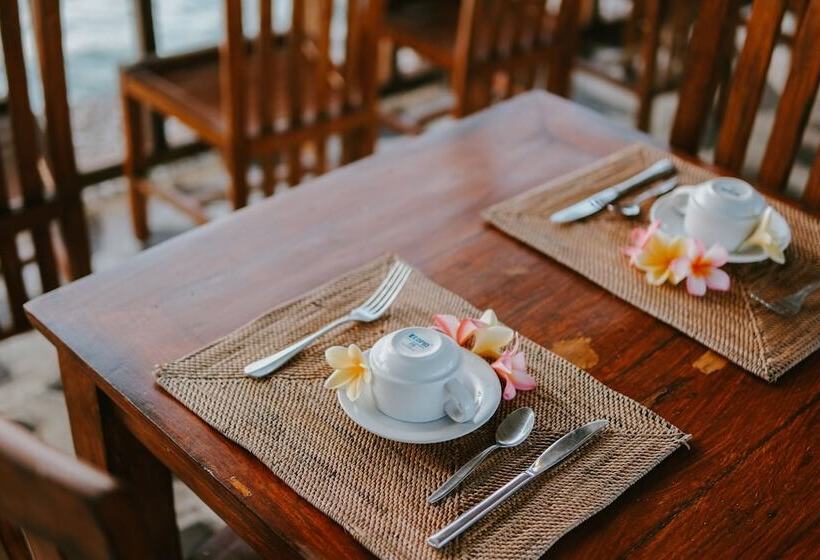 هتل Dini Dnusa Lembongan