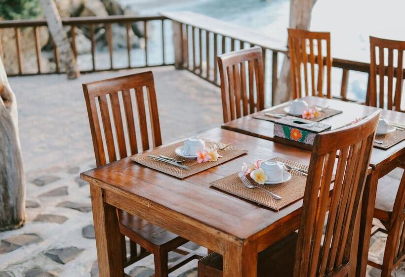 هتل Dini Dnusa Lembongan