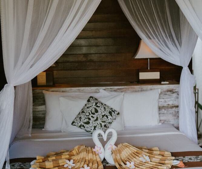 هتل Dini Dnusa Lembongan