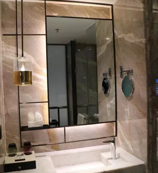 Hotelli Mercure Xiangyang Railway Station