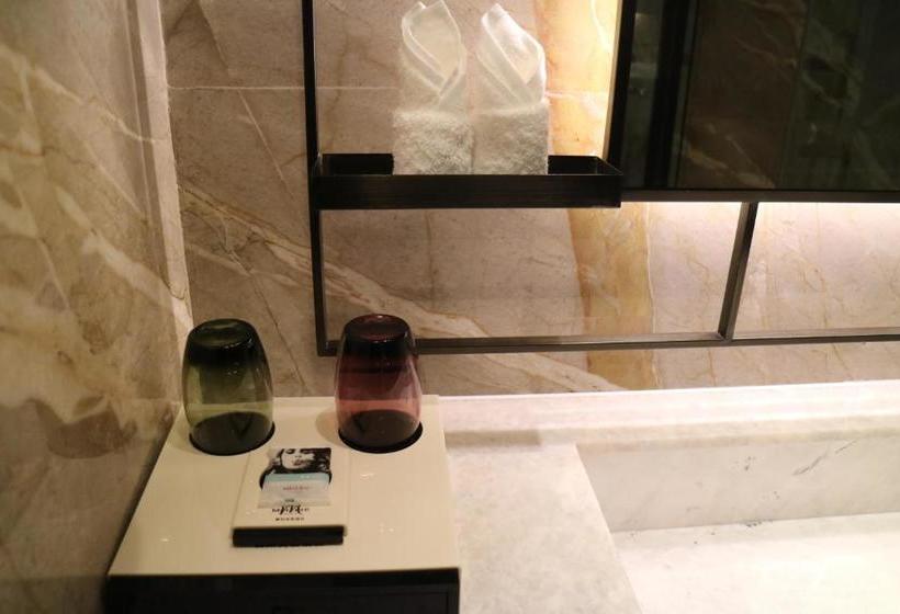 Hotel Mercure Xiangyang Railway Station