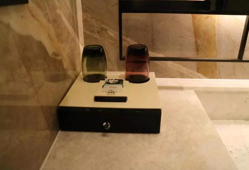 Hotelli Mercure Xiangyang Railway Station