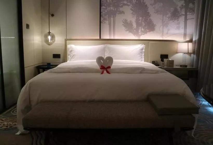 Hotelli Mercure Xiangyang Railway Station