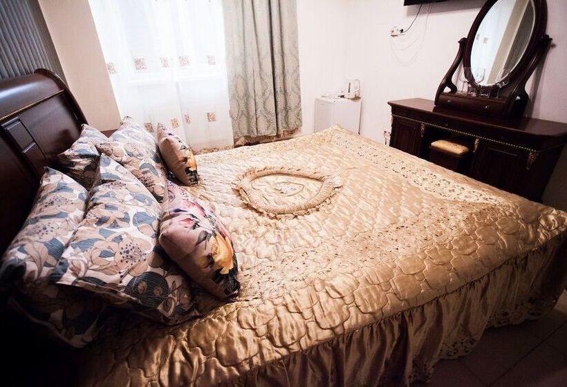 پانسیون Ark Guest House