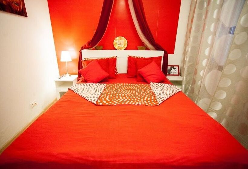 پانسیون Ark Guest House