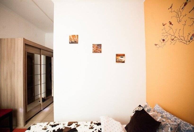 پانسیون Ark Guest House