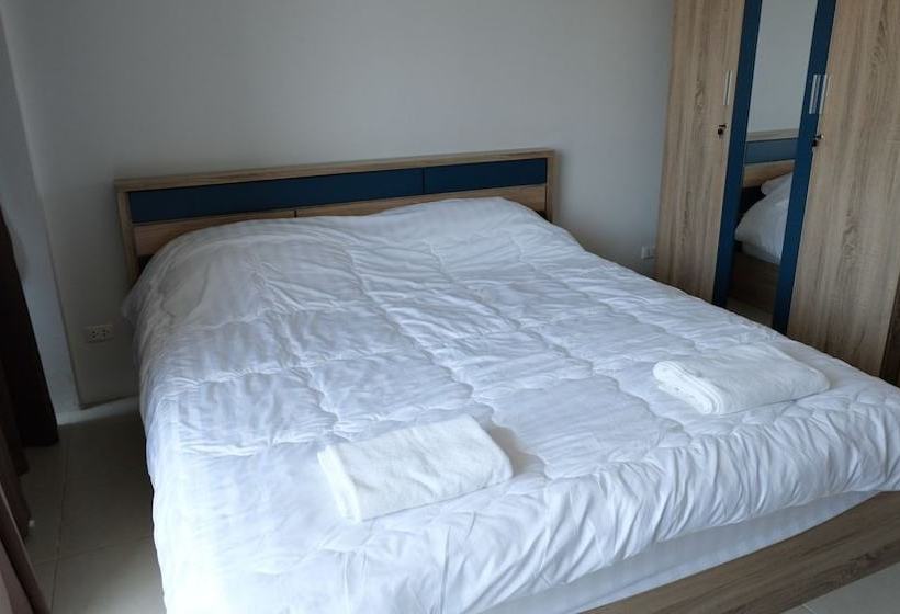 بنسيون Joan House