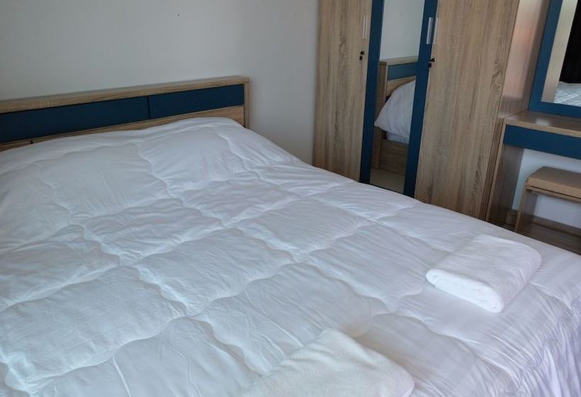 بنسيون Joan House