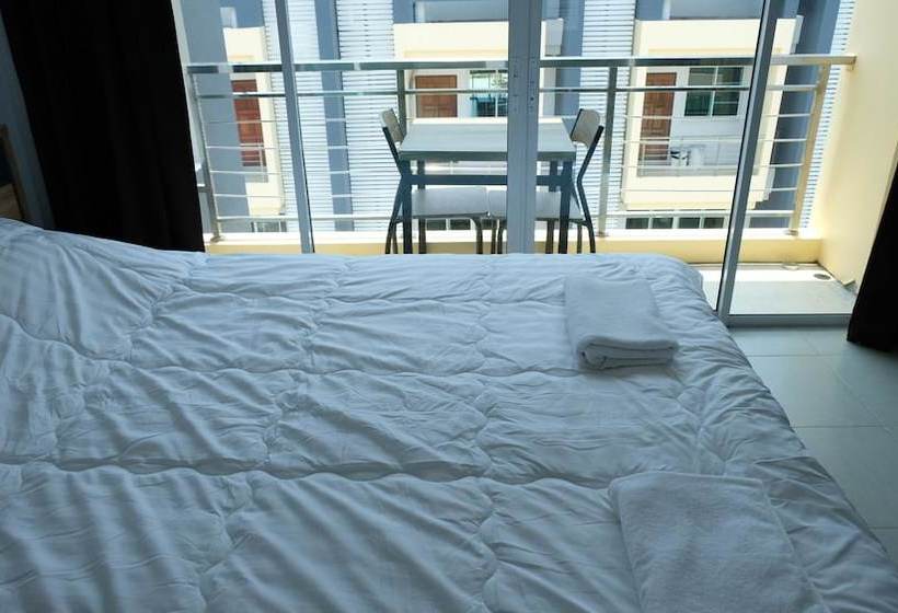 بنسيون Joan House