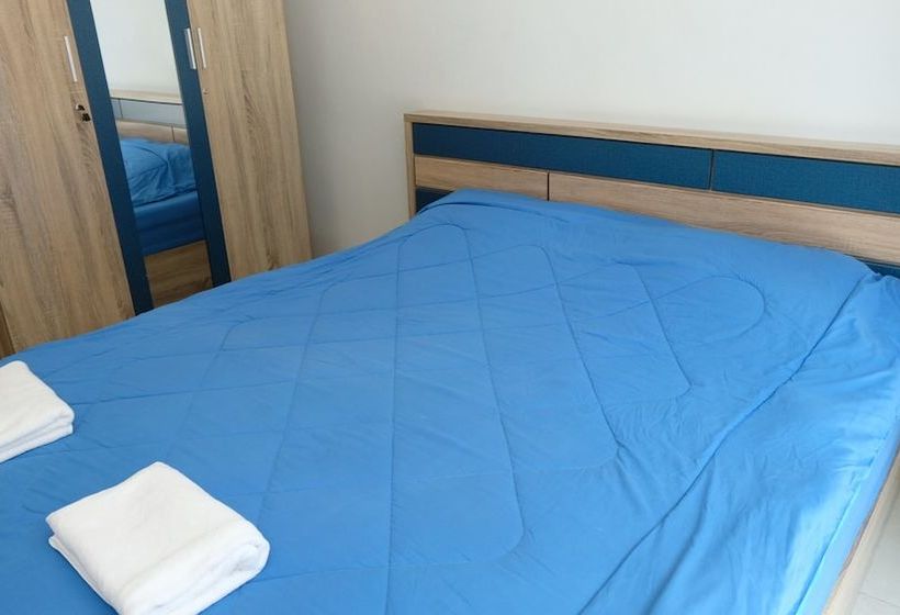 بنسيون Joan House