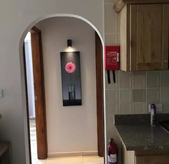 Shanaz Beachside Retreat