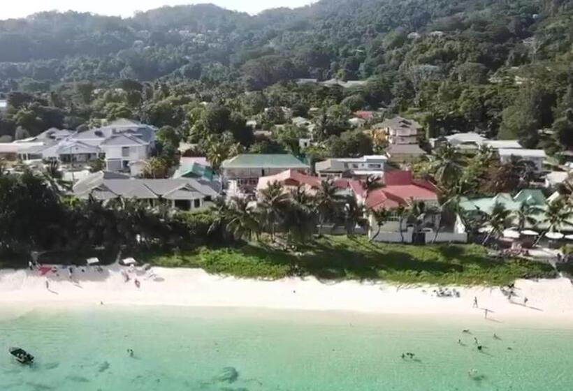 Shanaz Beachside Retreat