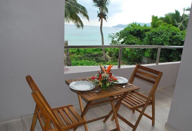 Shanaz Beachside Retreat