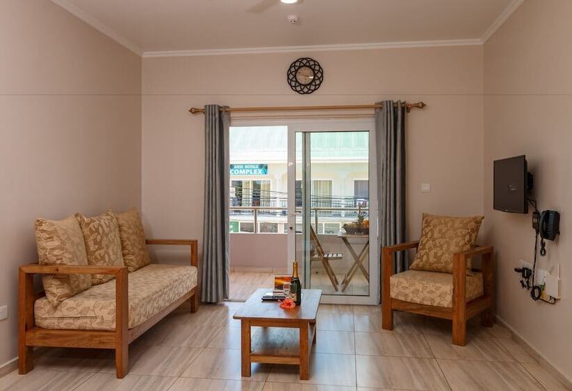 Shanaz Beachside Retreat