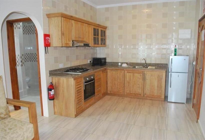 Shanaz Beachside Retreat