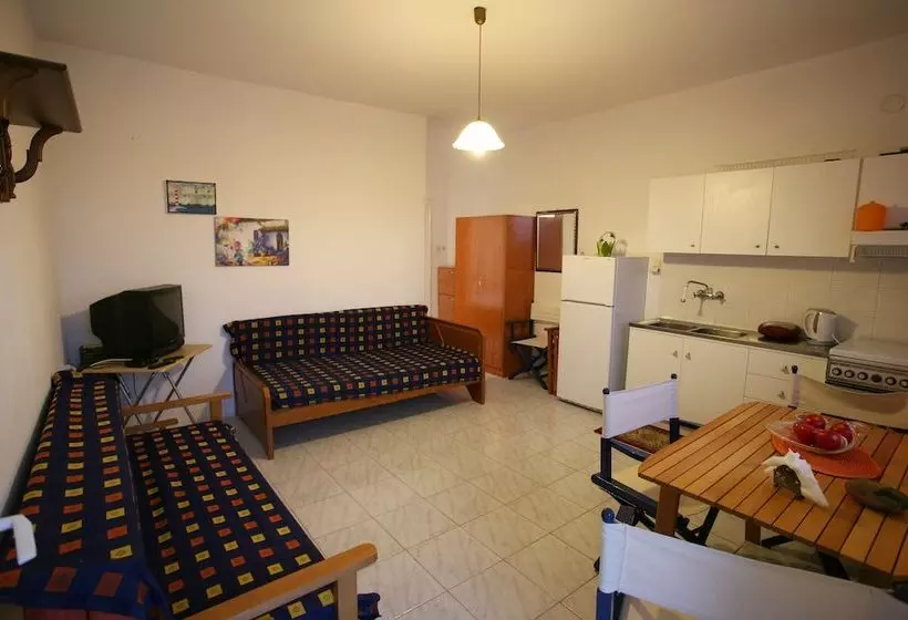 Agrambeli Plaka