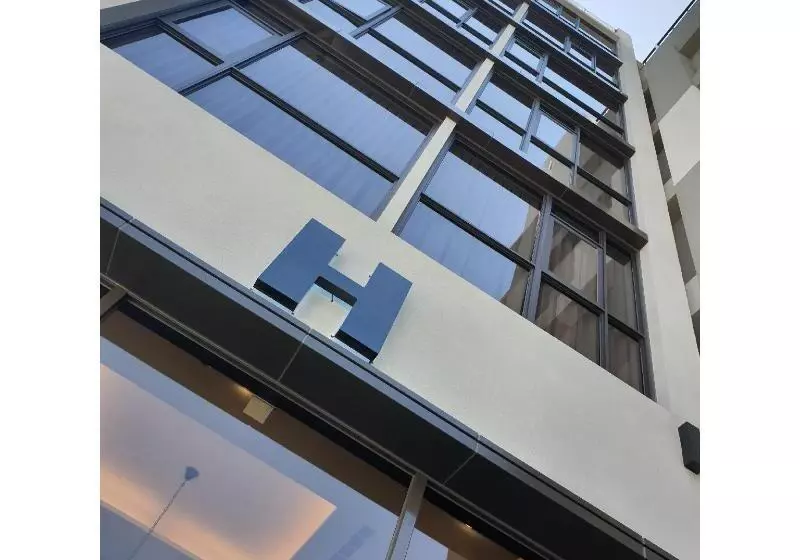 Check Inn Express Taichung Fuxing