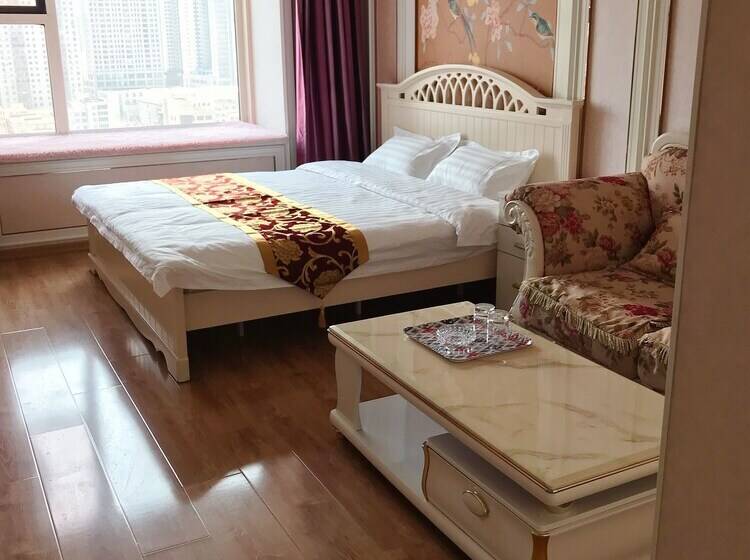 Dalian Xuanya Apartment