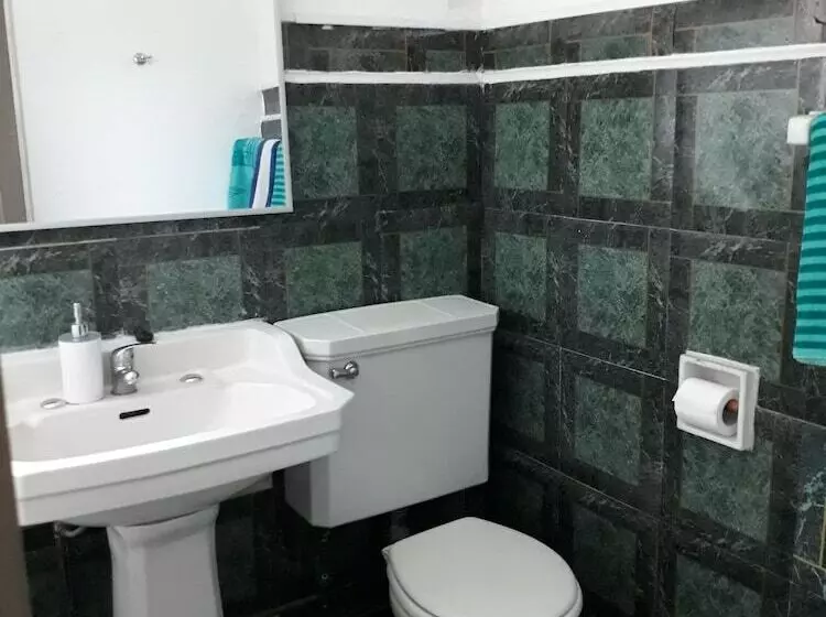 Hostal Casa Oriente Viña