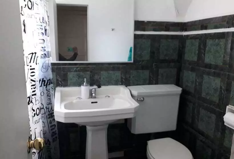 Hostal Casa Oriente Viña