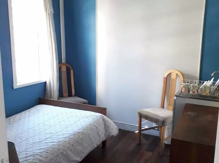 Hostal Casa Oriente Viña
