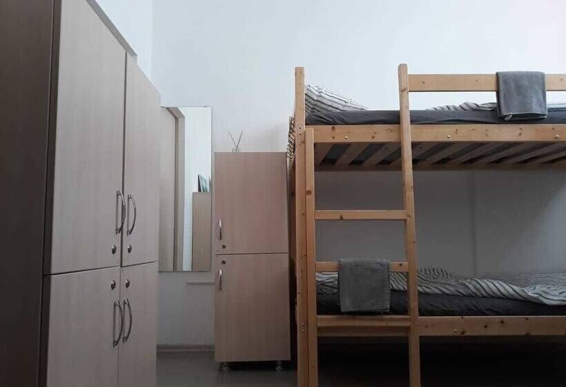 Hostel Nochi V Sochi