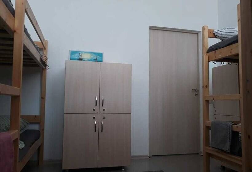 Hostel Nochi V Sochi